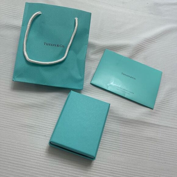 Tiffany & Co. Packaging Empty Blue Gift Box & Pouch Set - Picture 5 of 5